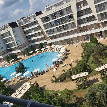 Kamelia Grand Apartments Apartment