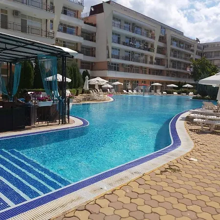 Kamelia Grand Apartments Apartment