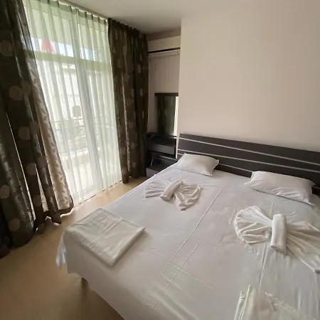 Apartment Kamelia Grand Apartments