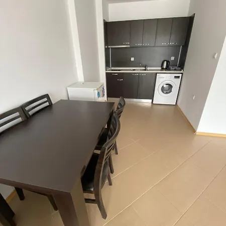 Apartment Kamelia Grand Apartments
